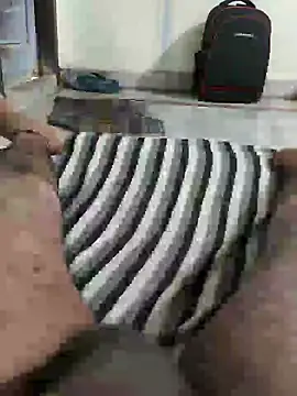 Snapshot of TeluguBoyAbhi chatting on December 2024 12:54:02 PM TeluguBoyAbhi online show from December 2024 12:54:02 PM