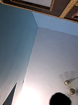 Crezy-Queen01 online show from October 2025 05:36:02 PM