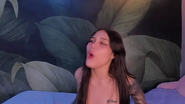 sweett dirty online show from March 2025 06:23:02 PM