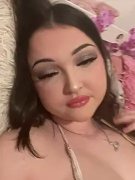 Snapshot of chunliklk chatting on December 2024 11:03:01 PM chunliklk online show from December 2024 11:03:01 PM