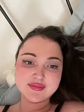 Snapshot of chunliklk chatting on December 2024 09:03:01 AM chunliklk online show from December 2024 09:03:01 AM