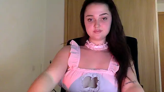 Snapshot of chunliklk chatting on January 2025 11:12:02 PM chunliklk online show from January 2025 11:12:02 PM