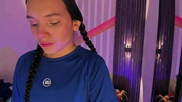  shantal smith online show from May 2026 01:14:01 AM