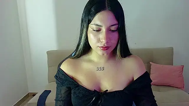 Lia 14  online show from April 2026 05:08:02 PM