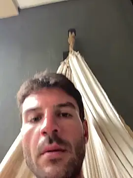 Snapshot of bruno106969 chatting on January 2025 07:46:01 PM bruno106969 online show from January 2025 07:46:01 PM