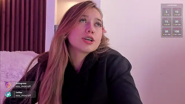 Snapshot of lilith_gray9 chatting on January 2025 12:11:02 PM lilith gray9 online show from January 2025 12:11:02 PM