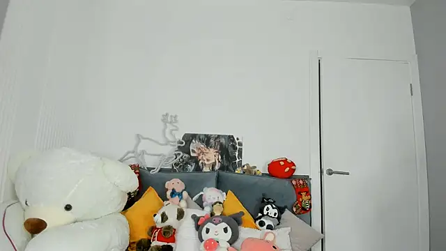 dolly ll online show from December 2024 07:35:01 PM