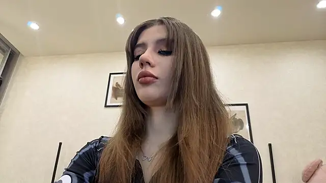 Snapshot of dolly_ll chatting on April 2026 01:28:01 PM dolly ll online show from April 2026 01:28:01 PM