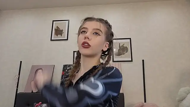 Snapshot of dolly_ll chatting on July 2026 01:36:02 PM dolly ll online show from July 2026 01:36:02 PM