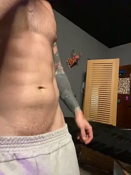 Snapshot of MachineDien chatting on September 2025 10:00:01 PM MachineDien online show from September 2025 10:00:01 PM