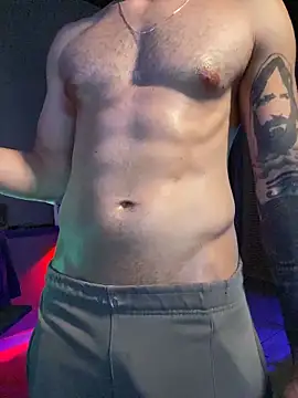 Snapshot of MachineDien chatting on October 2025 12:44:01 AM MachineDien online show from October 2025 12:44:01 AM