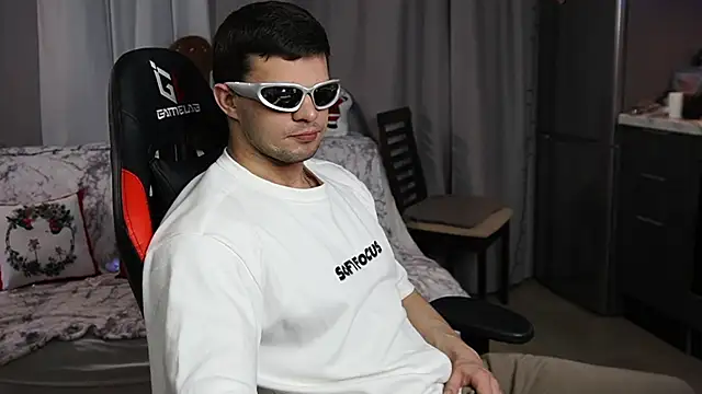 Snapshot of danielkraigforu chatting on January 2025 07:21:01 PM danielkraigforu online show from January 2025 07:21:01 PM