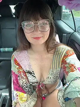 urpuppymoon online show from July 2026 08:51:01 PM