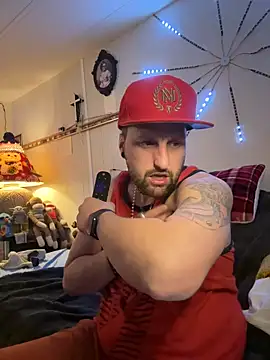 Snapshot of BobbyQ29 chatting on December 2025 02:06:02 AM BobbyQ29 online show from December 2025 02:06:02 AM