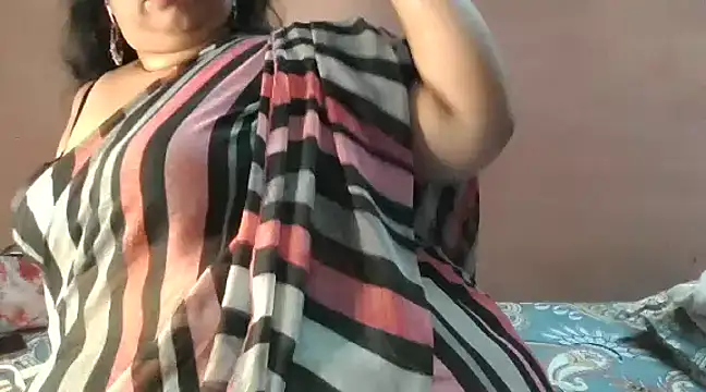 Ravina patil1 online show from January 2025 07:01:02 PM