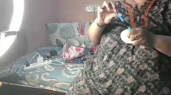 Ravina patil1 online show from January 2025 04:02:02 AM