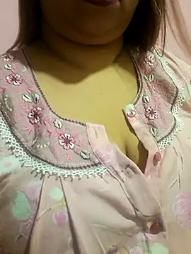 Ravina patil1 online show from July 2026 03:14:02 PM