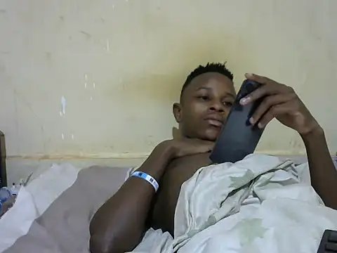 swthairydic online show from October 2025 01:03:02 PM