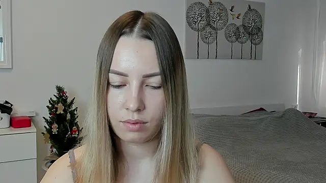 Snapshot of Mia_shy1 chatting on January 2025 07:31:02 AM Mia shy1 online show from January 2025 07:31:02 AM