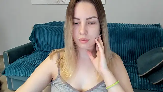 Snapshot of Mia_shy1 chatting on February 2025 07:18:02 AM Mia shy1 online show from February 2025 07:18:02 AM