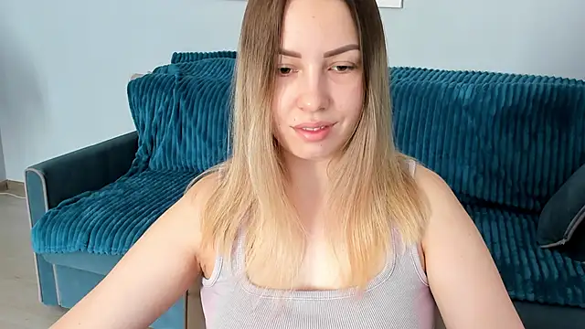 Snapshot of Mia_shy1 chatting on February 2025 07:23:02 AM Mia shy1 online show from February 2025 07:23:02 AM