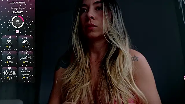  arianalzate  online show from June 2026 10:41:02 PM