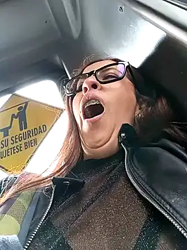 Snapshot of Lena-32 chatting on February 2025 06:27:02 PM Lena-32 online show from February 2025 06:27:02 PM