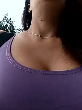 Snapshot of Lena-32 chatting on January 2026 04:53:01 PM Lena-32 online show from January 2026 04:53:01 PM