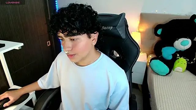  nickconnor01 online show from December 2024 09:23:01 PM