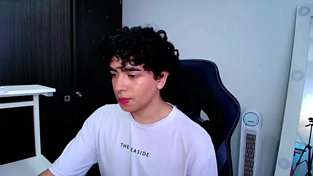  nickconnor01 online show from January 2025 05:45:02 PM