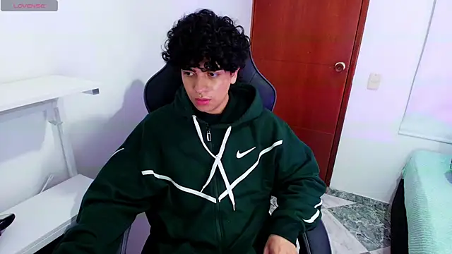  nickconnor01 online show from March 2025 11:17:01 PM