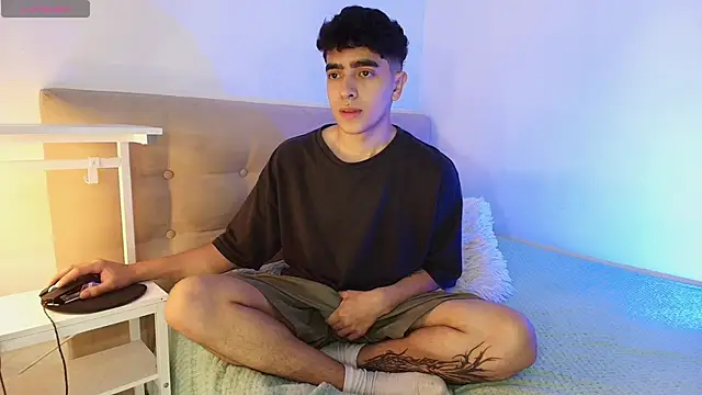  nickconnor01 online show from October 2025 04:40:02 AM