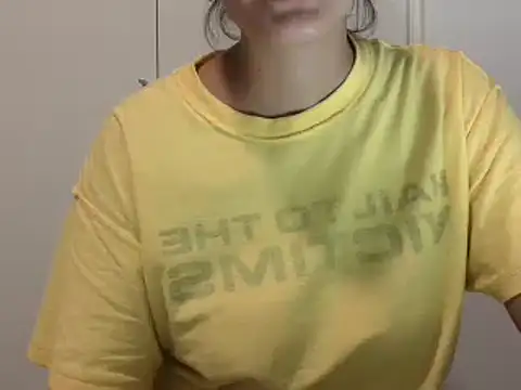 Snapshot of isabellalisa chatting on February 2025 03:18:02 AM isabellalisa online show from February 2025 03:18:02 AM