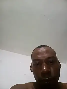 Snapshot of moro28vergon chatting on February 2025 09:33:01 AM moro28vergon online show from February 2025 09:33:01 AM