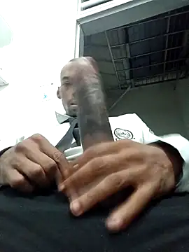 Snapshot of moro28vergon chatting on September 2025 02:22:02 AM moro28vergon online show from September 2025 02:22:02 AM