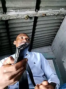 Snapshot of moro28vergon chatting on January 2026 05:02:02 AM moro28vergon online show from January 2026 05:02:02 AM