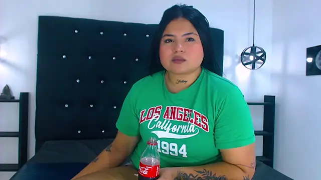 Mels  online show from February 2025 07:10:01 PM