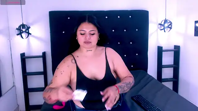 Mels  online show from March 2025 07:37:02 PM