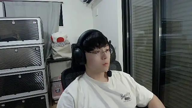 Tkcqcc online show from December 2025 12:45:01 PM