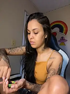 poliannaxx online show from September 2025 02:46:02 AM