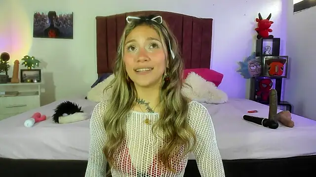 alisson zafiro  online show from January 2025 04:50:02 PM