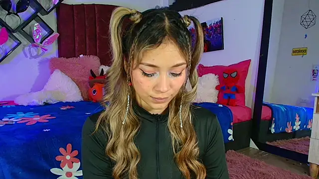 alisson zafiro  online show from February 2025 03:12:01 AM