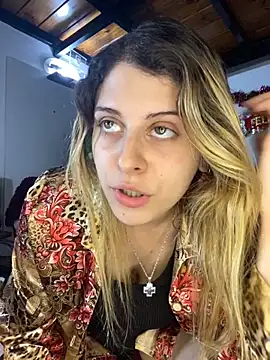 FlorBich online show from December 2025 11:46:02 PM