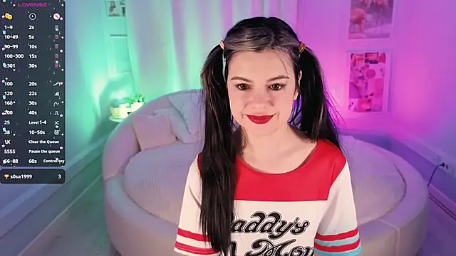 Lil Amelie online show from November 2025 07:51:02 AM