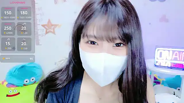 Snapshot of _Iroha_99 chatting on October 2025 01:50:02 AM Iroha 99 online show from October 2025 01:50:02 AM