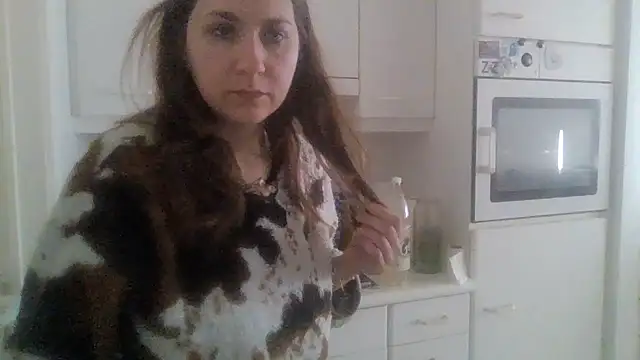 JasmineGlamour online show from April 2026 05:32:02 PM