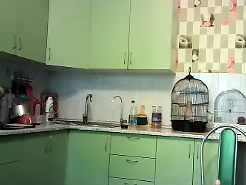 Snapshot of FantasyMichelle chatting on February 2025 06:21:02 AM FantasyMichelle online show from February 2025 06:21:02 AM