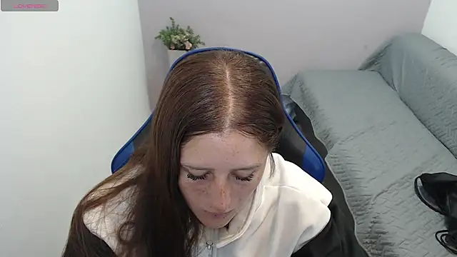 valerie diaz1 online show from September 2025 01:12:01 PM