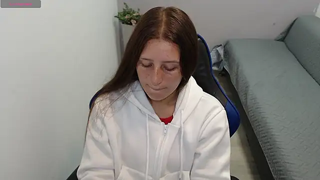 valerie diaz1 online show from January 2026 01:28:02 PM