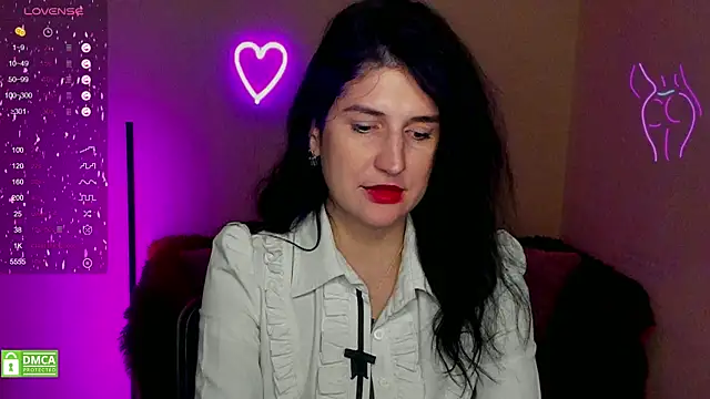 Snapshot of Alianna_Solo_Kisses chatting on January 2025 09:46:01 AM Alianna Solo Kisses online show from January 2025 09:46:01 AM